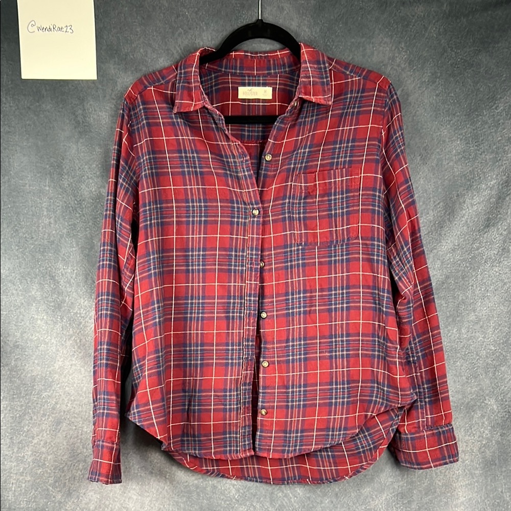 Hollister M women’s button down shirt